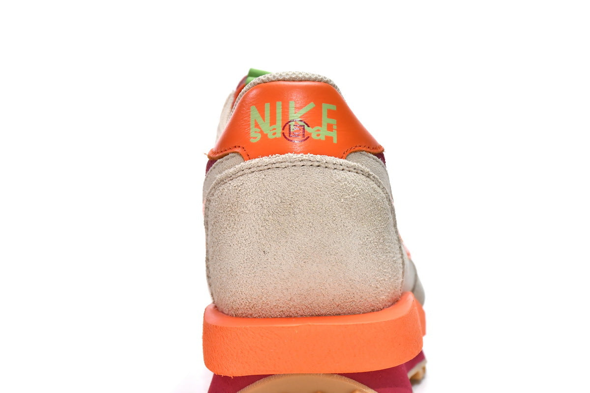 Reps Sneakers CLOT x Sacai x Nike LDWaffle Orange Blaze DH1347-100