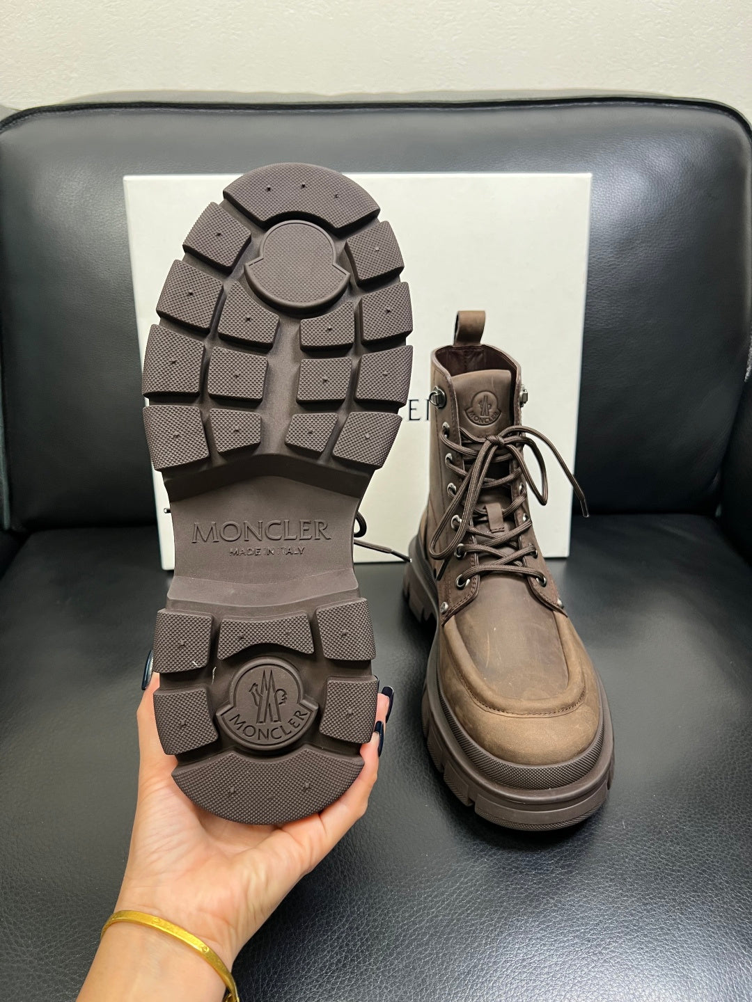 2025SS Shoelace Dr. Martens Boots