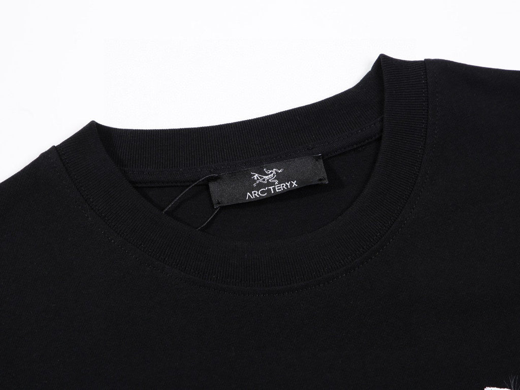 Arc'teryx Large White Bird Skeleton Logo Short‑Sleeve T‑Shirt Unisex